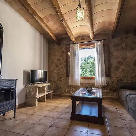 Son Llado Country house